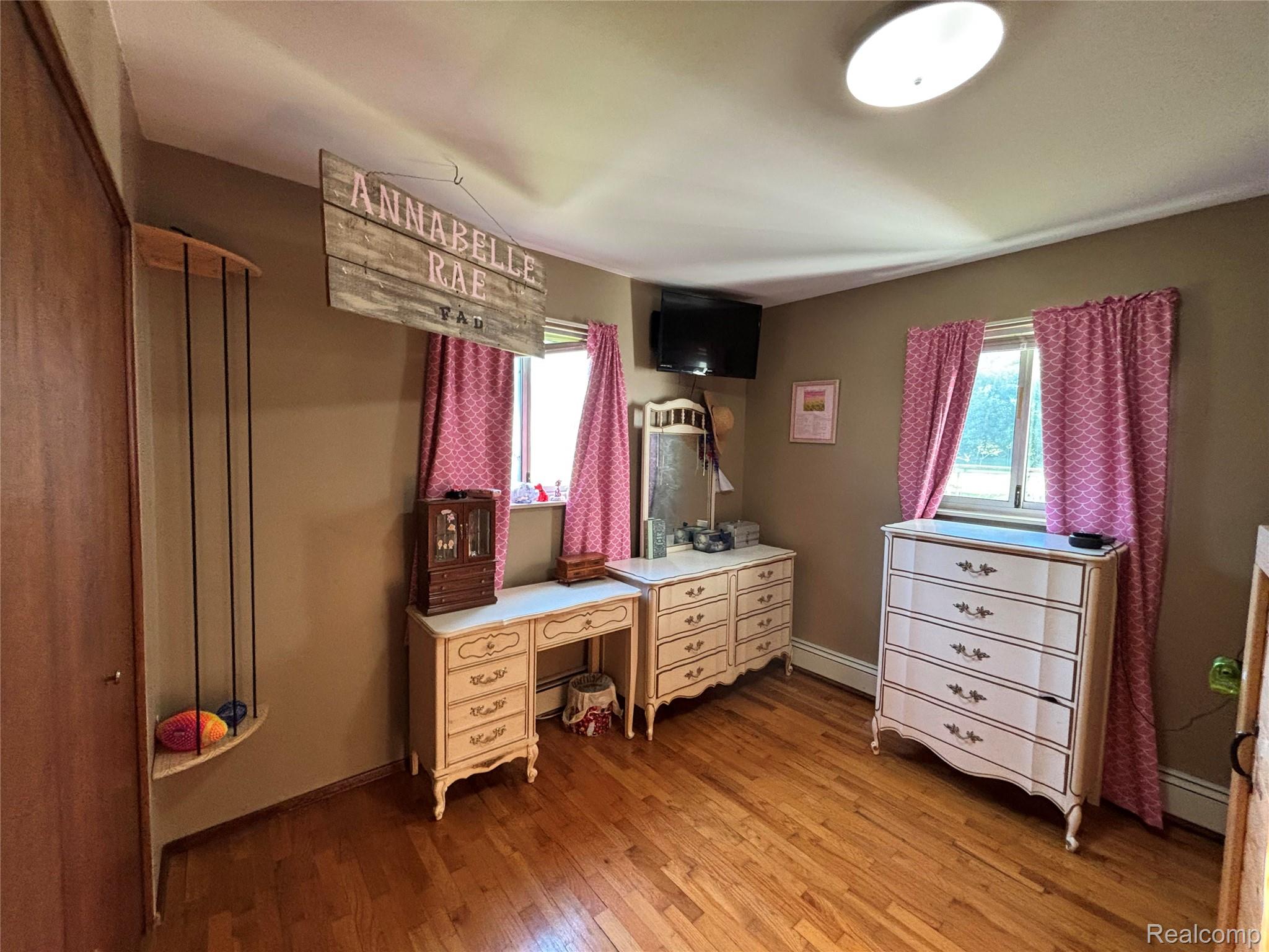 1793 East Swaffer Road Silverwood, MI 48760 - Photo 12 of 35 bedroom 1.jpg