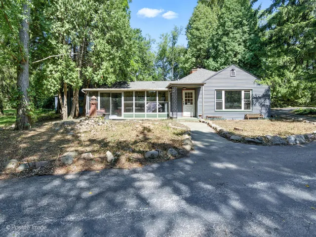 $750,000 | S639 Prince Crossing Road, Winfield, IL 60190