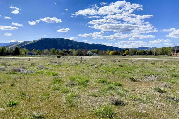 $515,000 | 1500 Appaloosa Road, Hailey, ID 83333