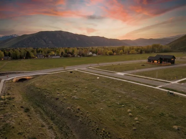 $515,000 | 1500 Appaloosa Road, Hailey, ID 83333