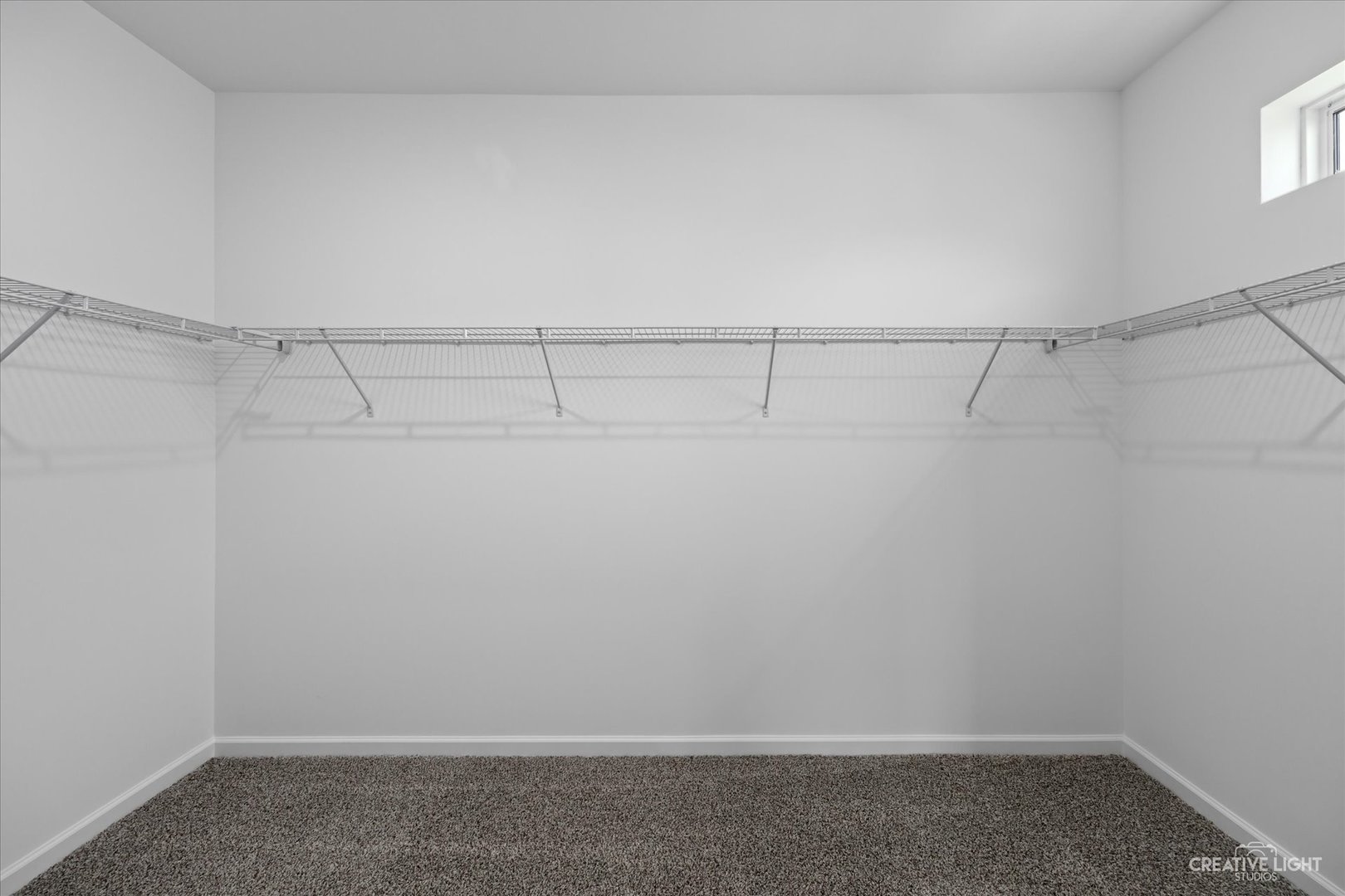 534 Hahn Drive Cortland, IL 60112 - Photo 21 of 32 a view of a room