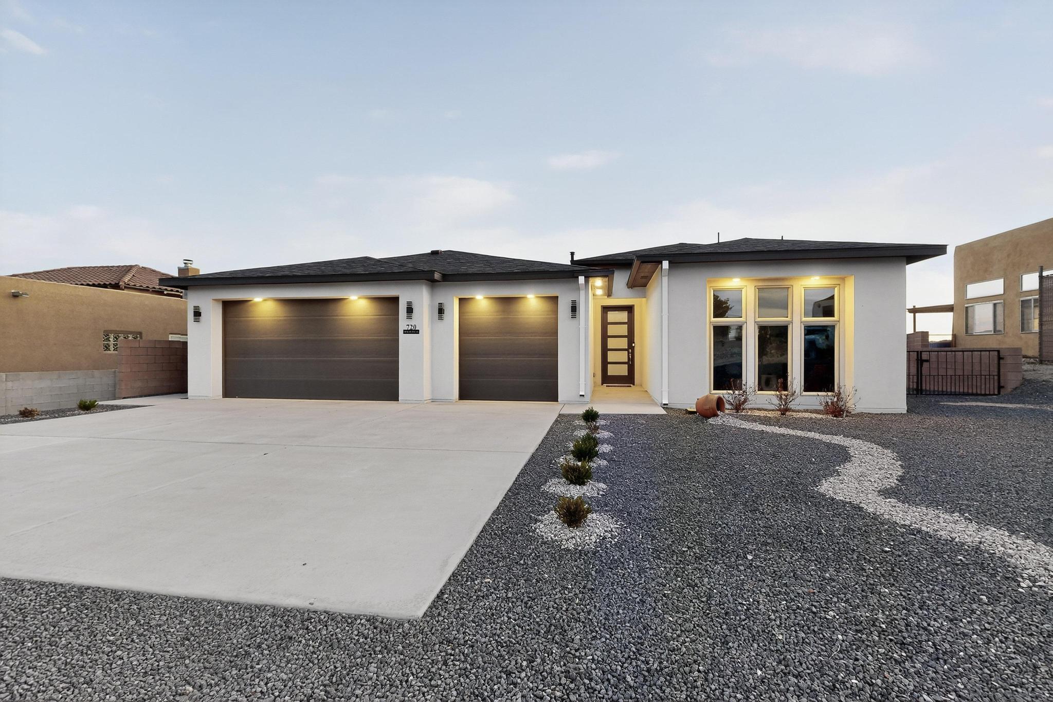 720 10th Avenue Southeast Rio Rancho, NM 87124 - Photo 1 of 1 Gallery Image 1
