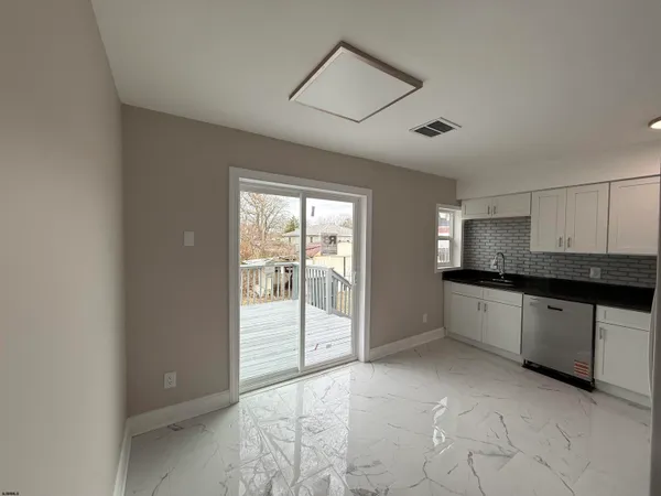 $319,900 | 1405 West Dekalb Street, Egg Harbor City, NJ 08215