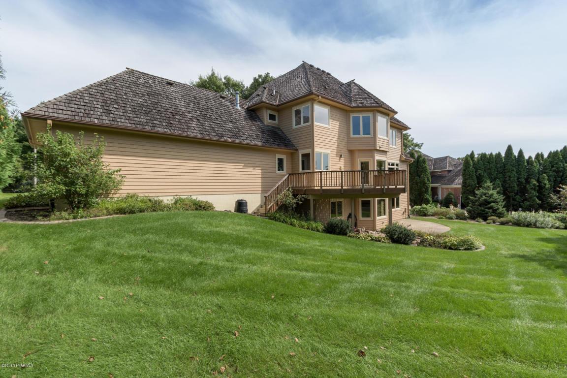 1445 Bell Oaks Lane Southwest Rochester, MN 55902 - Photo 4 of 50