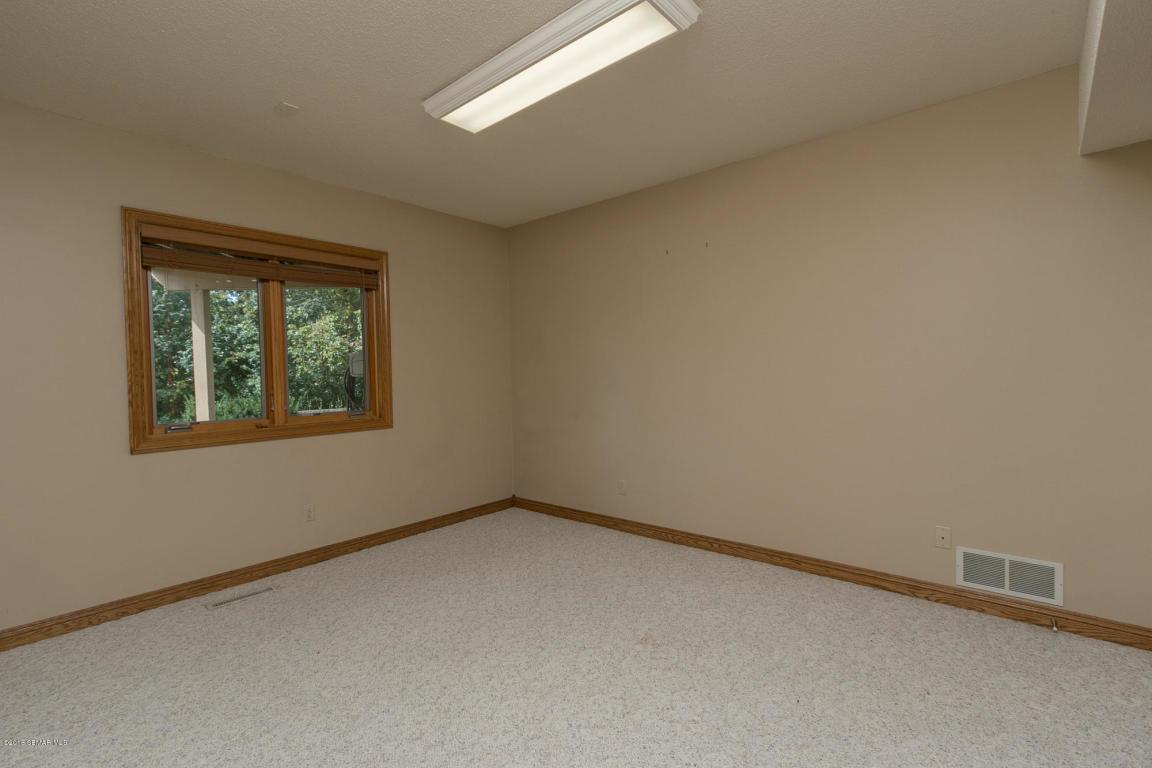 1445 Bell Oaks Lane Southwest Rochester, MN 55902 - Photo 31 of 50