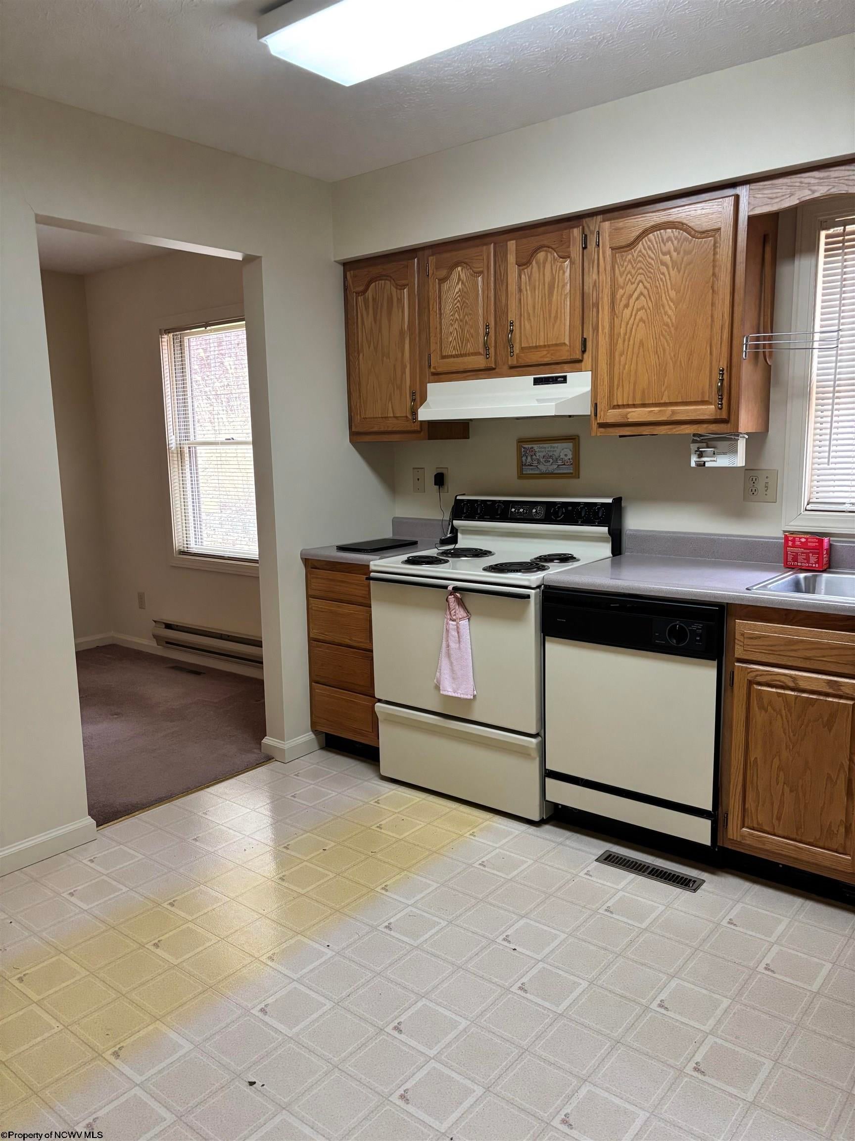 181 Co Rte 14/1 Elkins, WV 26241 - Photo 7 of 19 Gallery Image 7