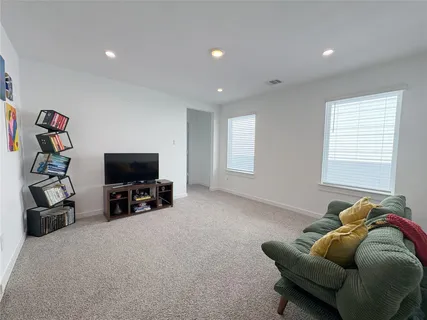 $329,990 | 2913 Crown Gate Drive, Houston, TX 77047