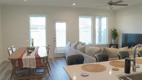 $329,990 | 2913 Crown Gate Drive, Houston, TX 77047