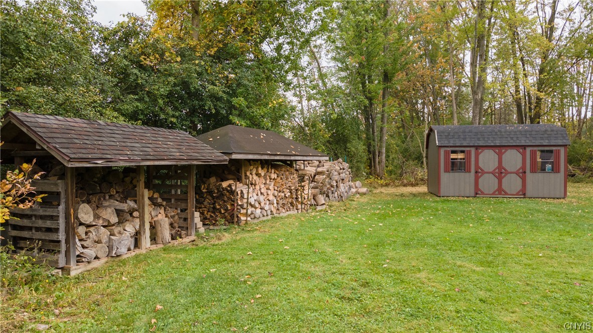 6150 Lakeshore Road Cicero, NY 13039 - Photo 31 of 34