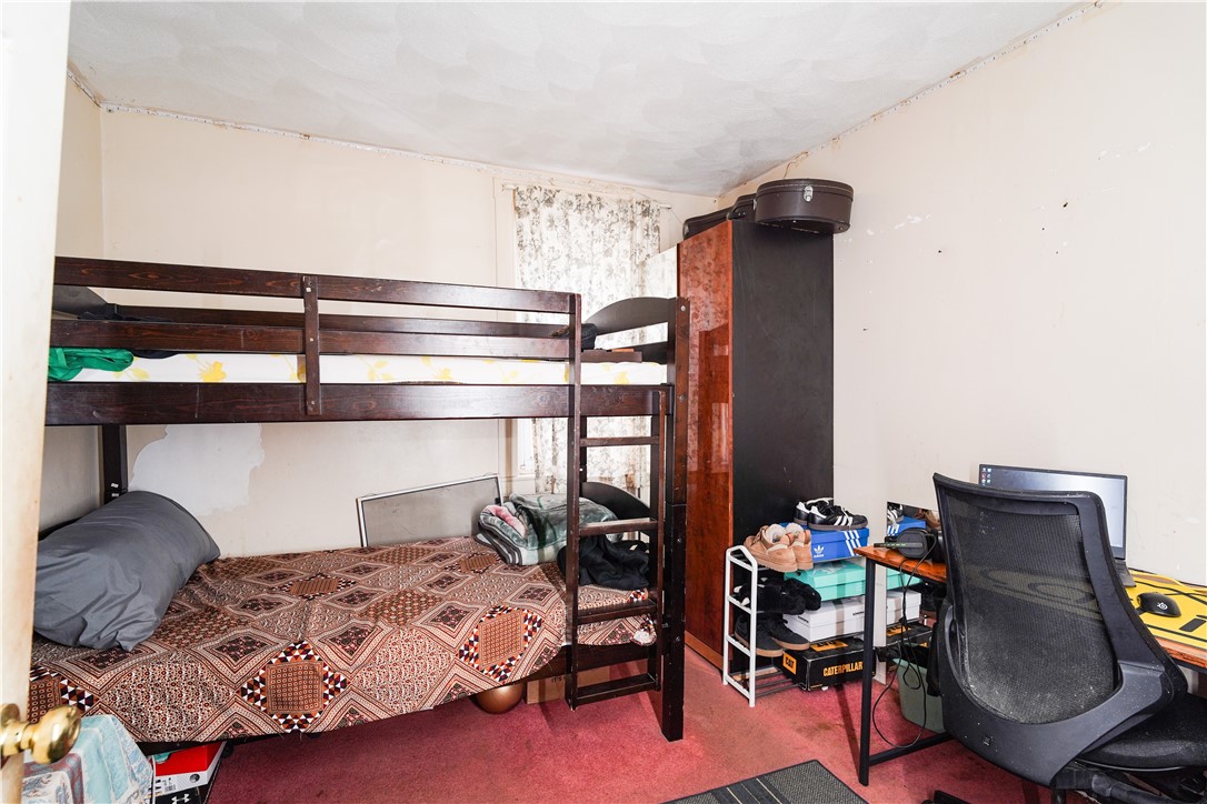 11 Union Street Warren, RI 02885 - Photo 8 of 24