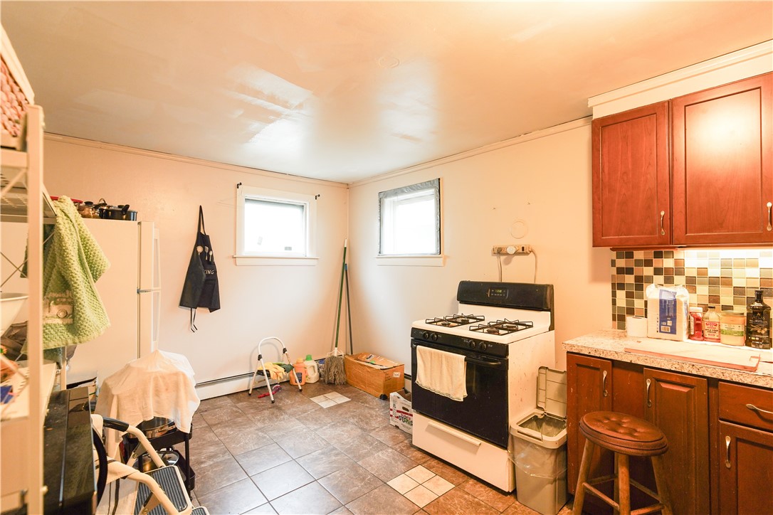 11 Union Street Warren, RI 02885 - Photo 9 of 24