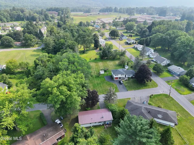 $79,900 | 10 Cayuga Street, Sidney, NY 13838