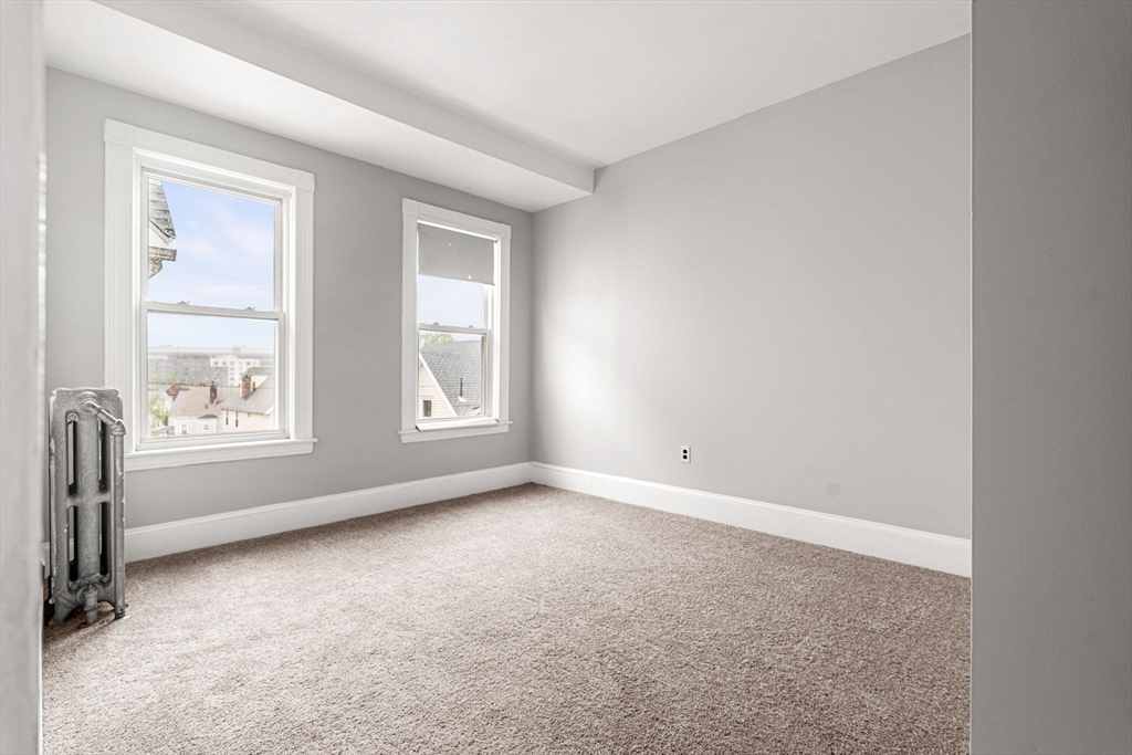 15 Saunders Street Boston, MA 02134 - Photo 17 of 42 Gallery Image 17