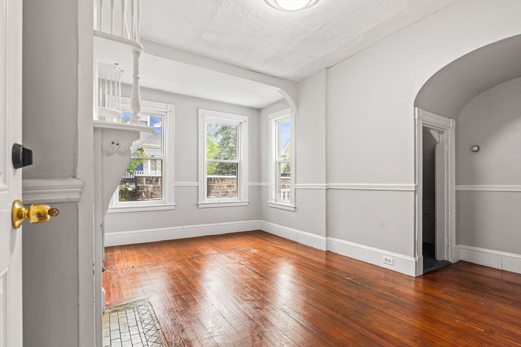 15 Saunders Street Boston, MA 02134 - Photo 35 of 42 Gallery Image 35