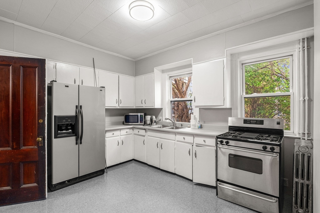 15 Saunders Street Boston, MA 02134 - Photo 37 of 42 Gallery Image 37