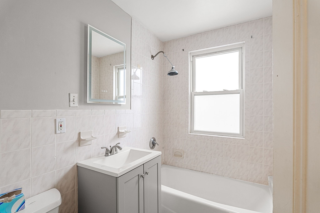 15 Saunders Street Boston, MA 02134 - Photo 38 of 42 Gallery Image 38