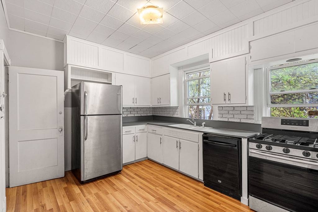 15 Saunders Street Boston, MA 02134 - Photo 40 of 42 Gallery Image 40