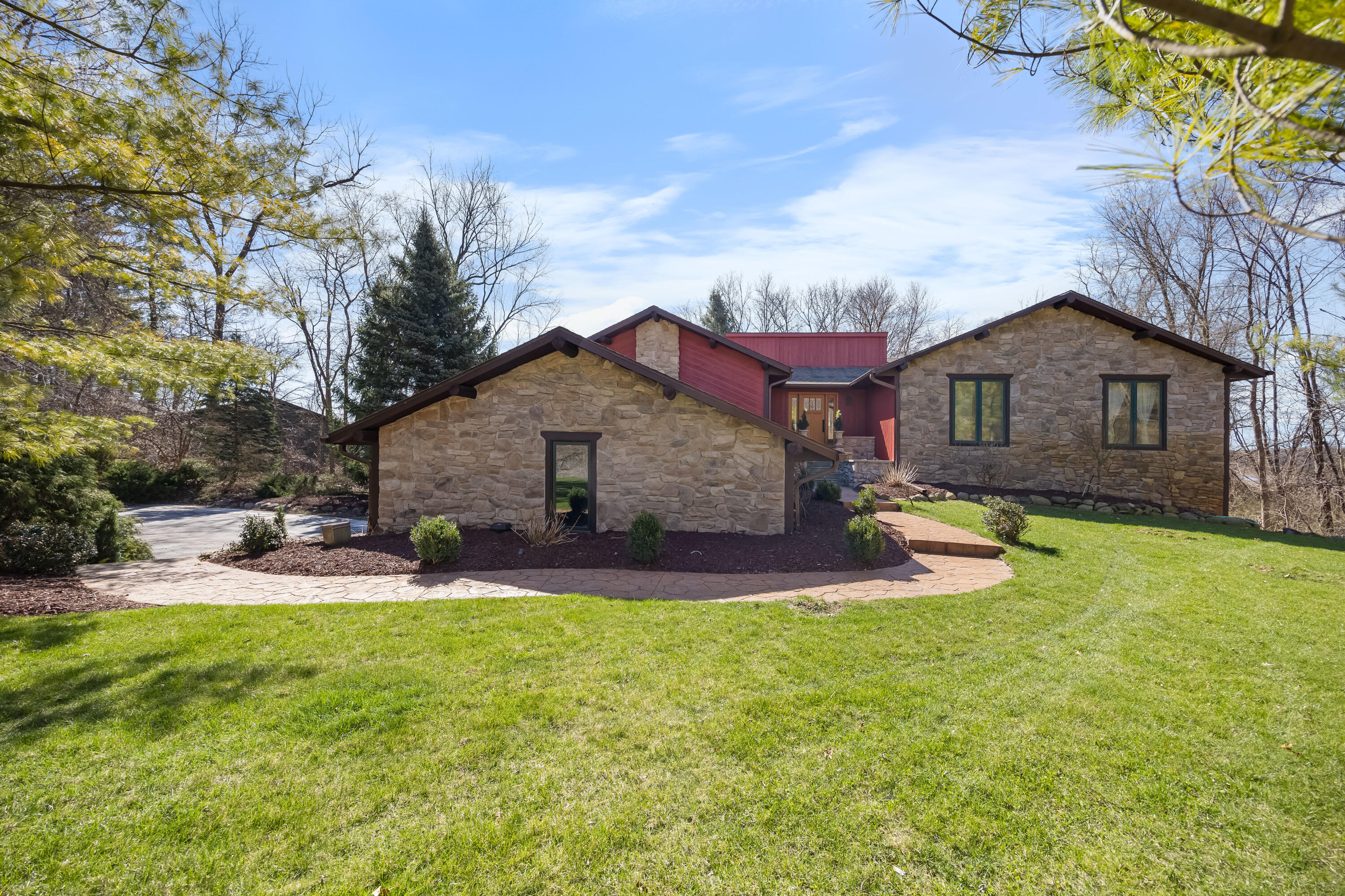 14287 Island Lake Road Chelsea, MI 48118 - Photo 1 of 94 000
