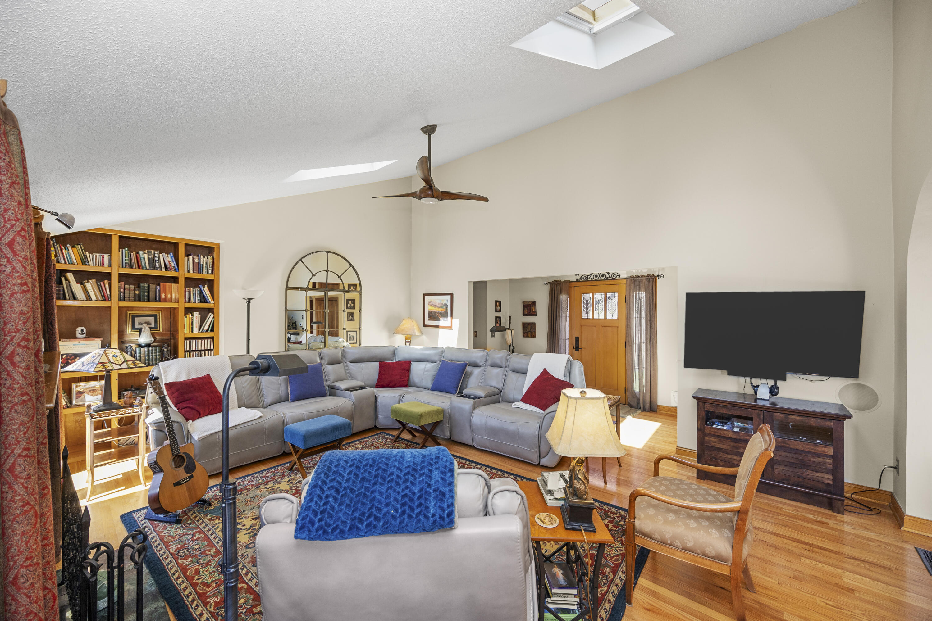 14287 Island Lake Road Chelsea, MI 48118 - Photo 17 of 94 047_81