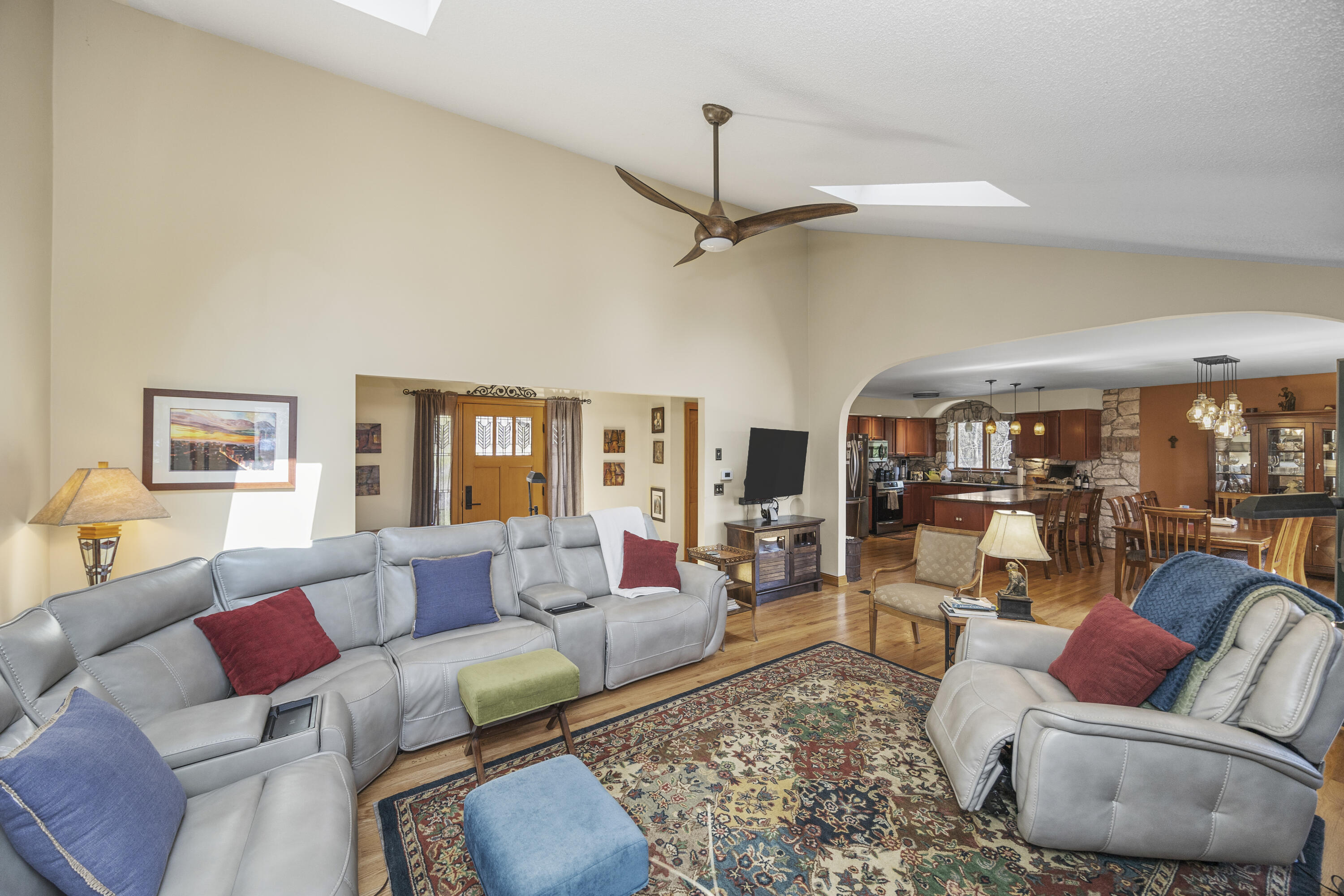 14287 Island Lake Road Chelsea, MI 48118 - Photo 18 of 94 048_92