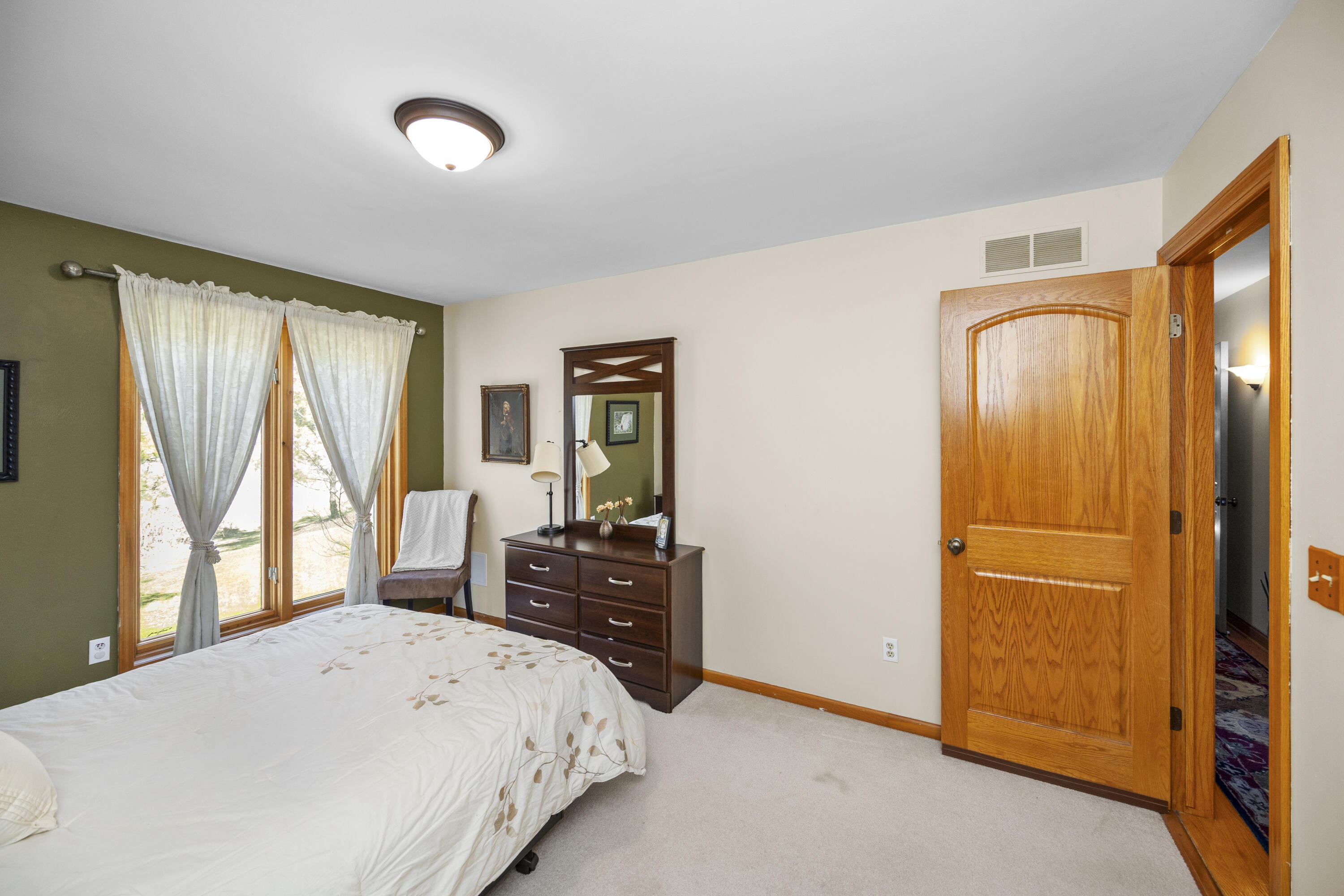 14287 Island Lake Road Chelsea, MI 48118 - Photo 35 of 94 068_66