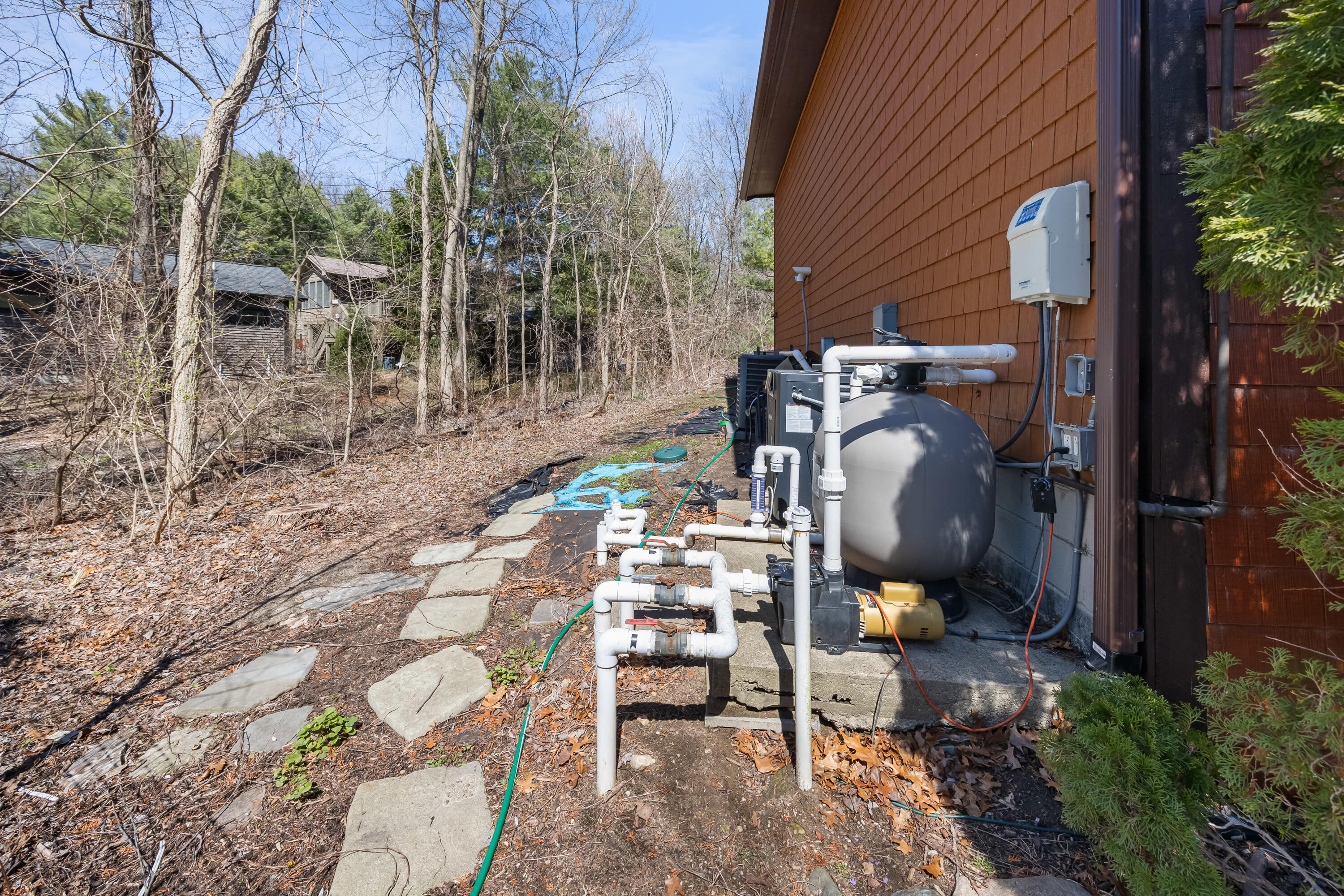 14287 Island Lake Road Chelsea, MI 48118 - Photo 73 of 94 013_32