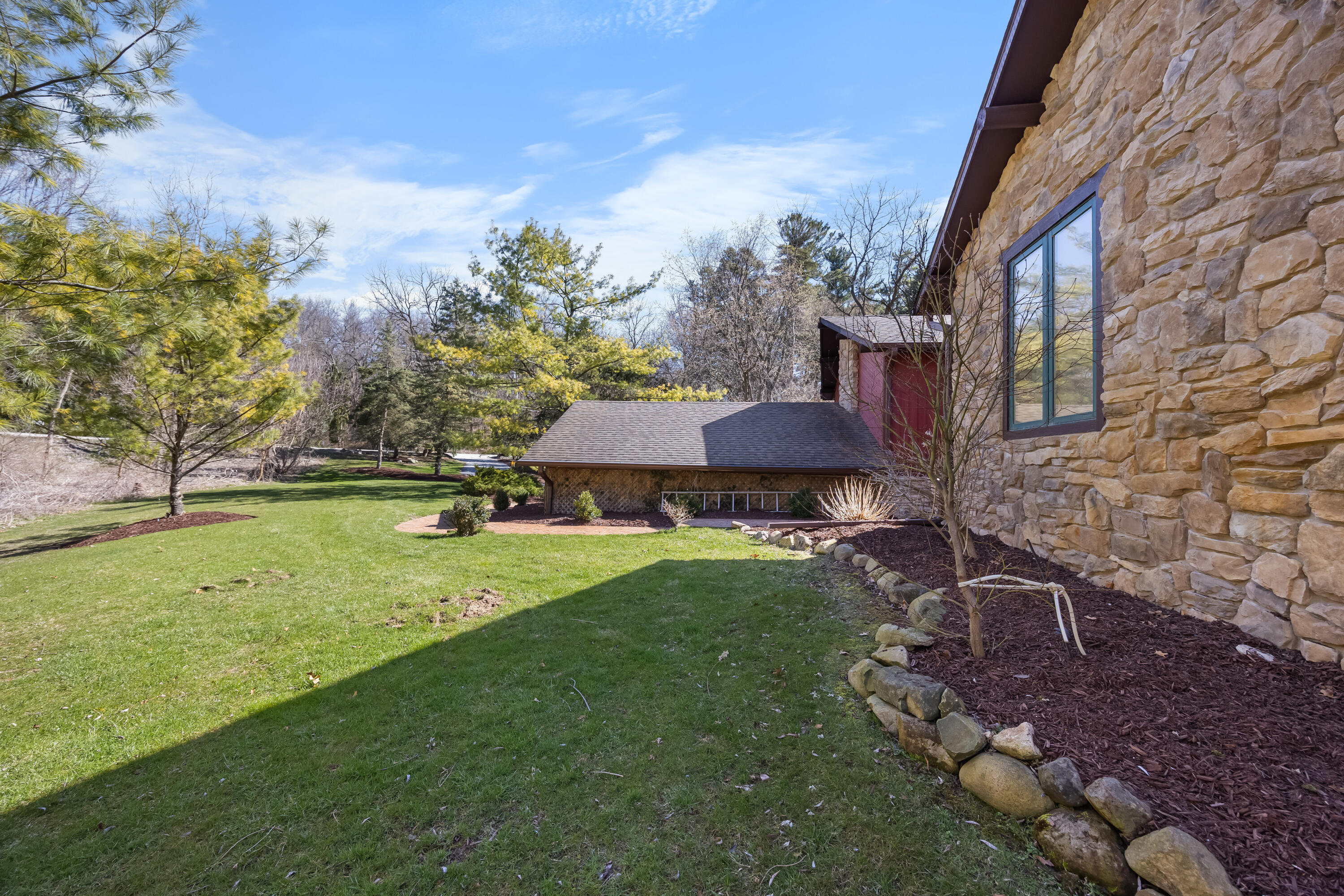 14287 Island Lake Road Chelsea, MI 48118 - Photo 74 of 94 014_45