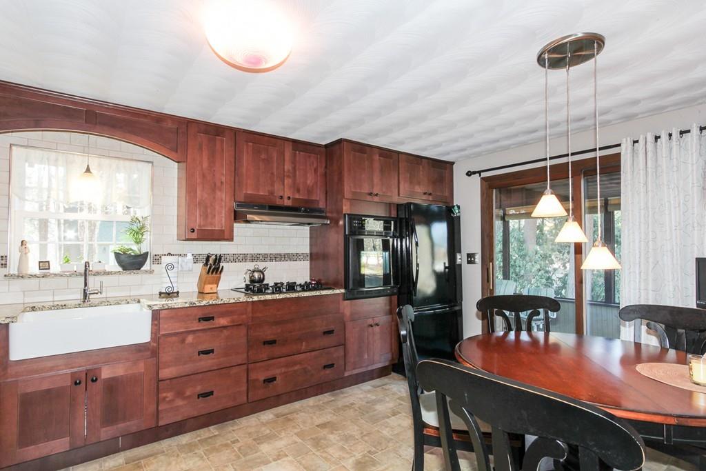 26 Porter Road Chelmsford, MA 01824 - Photo 12 of 33