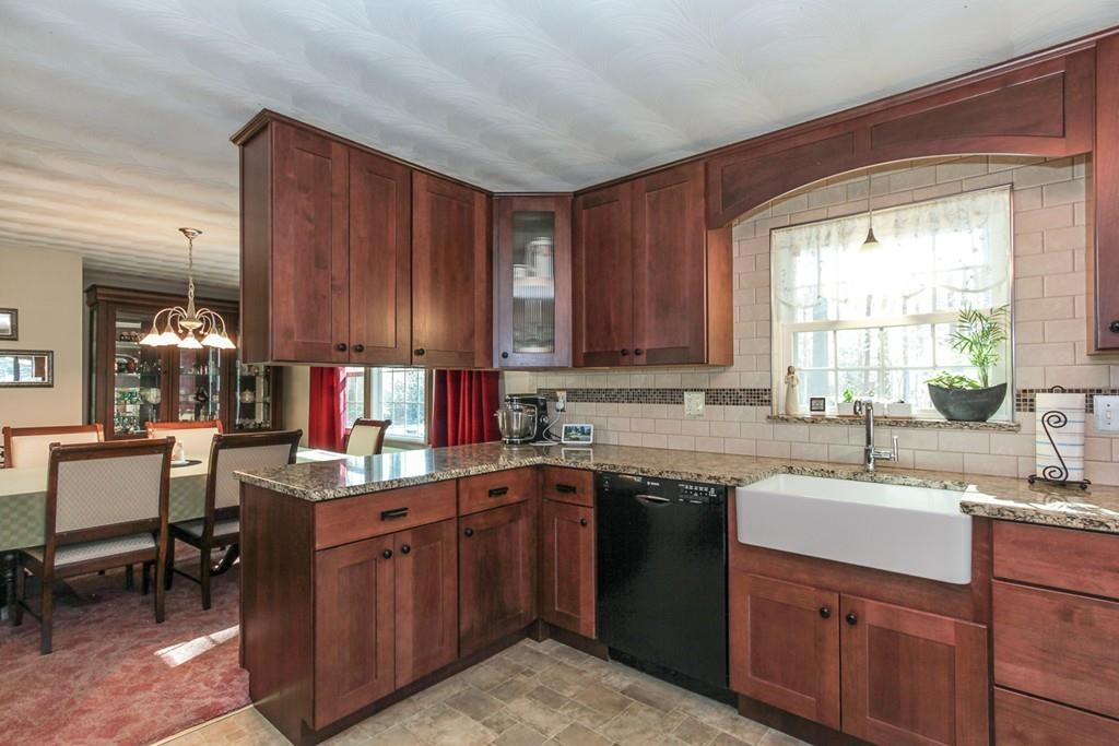 26 Porter Road Chelmsford, MA 01824 - Photo 13 of 33