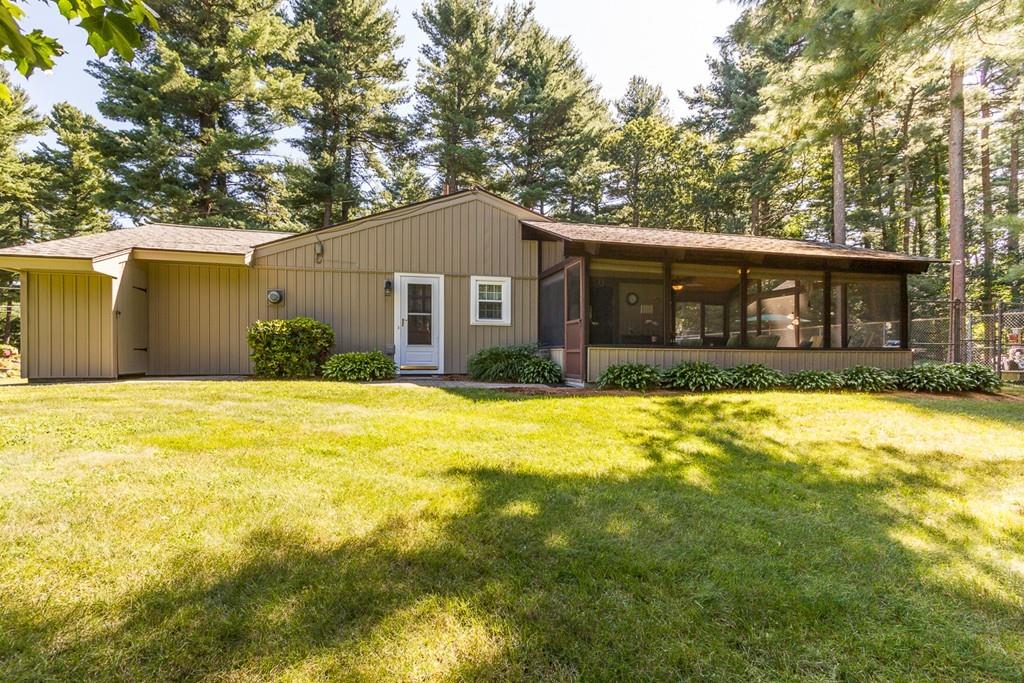 26 Porter Road Chelmsford, MA 01824 - Photo 4 of 33