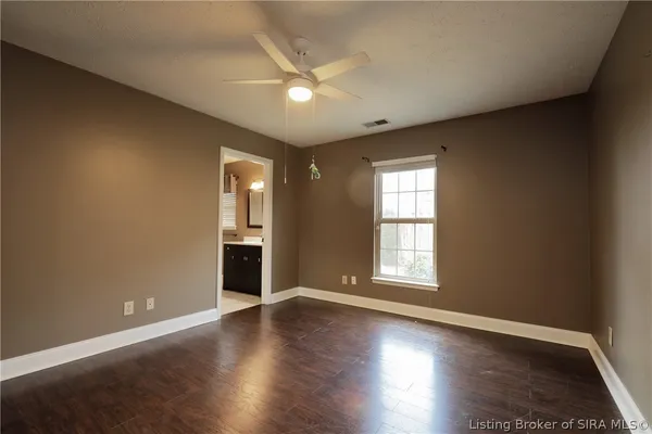 $270,000 | 1329 Valley View Road, New Albany, IN 47150