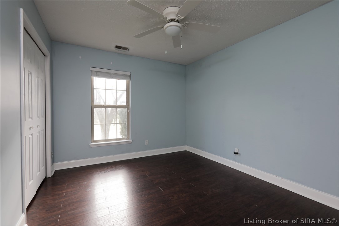 1329 Valley View Road New Albany, IN 47150 - Photo 29 of 40 Gallery Image 29