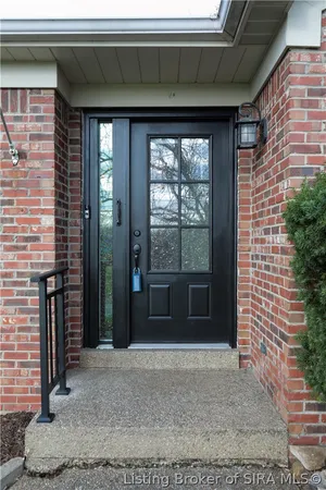 $270,000 | 1329 Valley View Road, New Albany, IN 47150