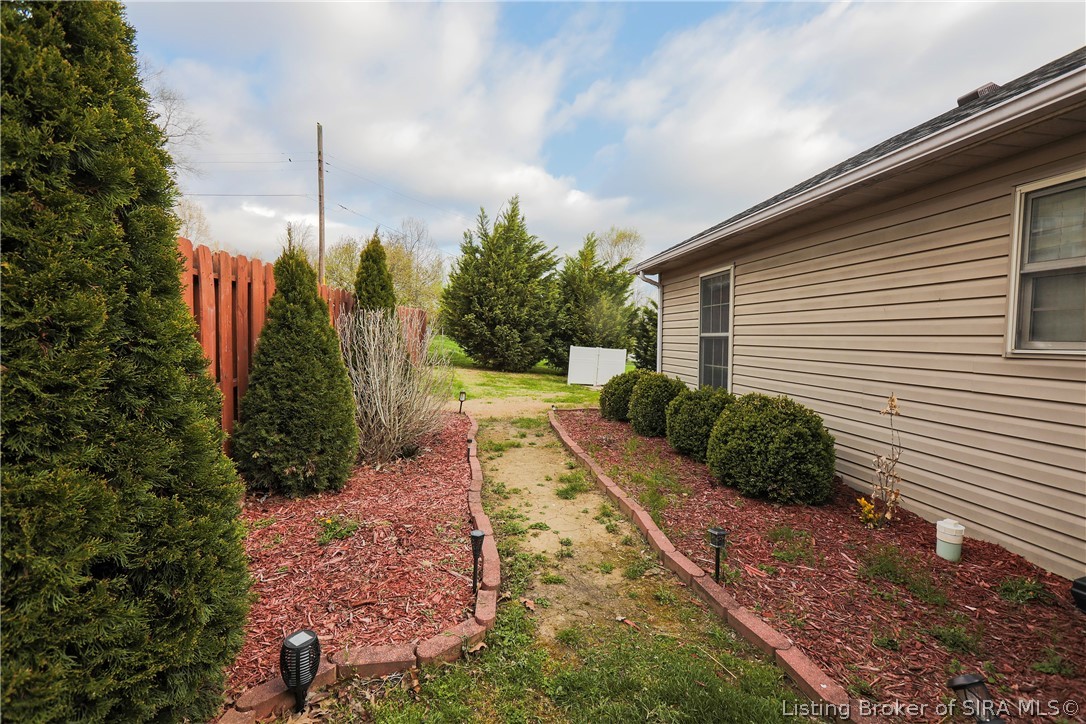 1329 Valley View Road New Albany, IN 47150 - Photo 37 of 40 Gallery Image 37