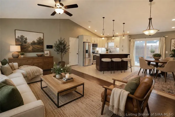 $270,000 | 1329 Valley View Road, New Albany, IN 47150