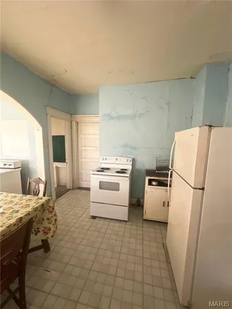 $10,000 | 1001 South Crawford Street, Tilden, IL 62292