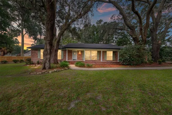 $339,999 | 25747 Southwest 19 Avenue, Newberry, FL 32669