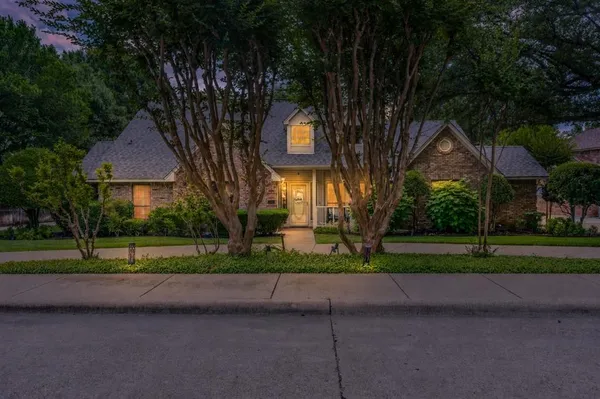 $465,000 | 1000 Balfour Drive, Cedar Hill, TX 75104