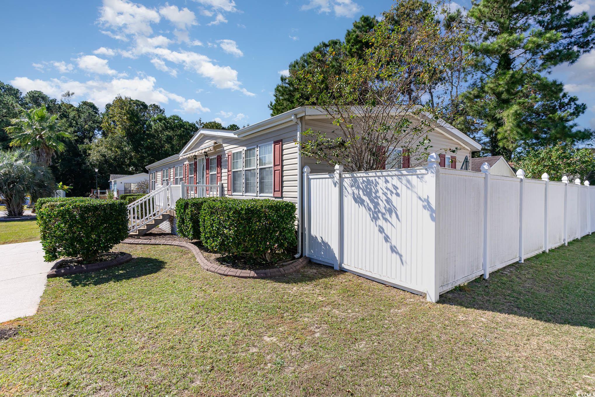 406 Upland Avenue Murrells Inlet, SC 29576 - Photo 3 of 38 Gallery Image 3