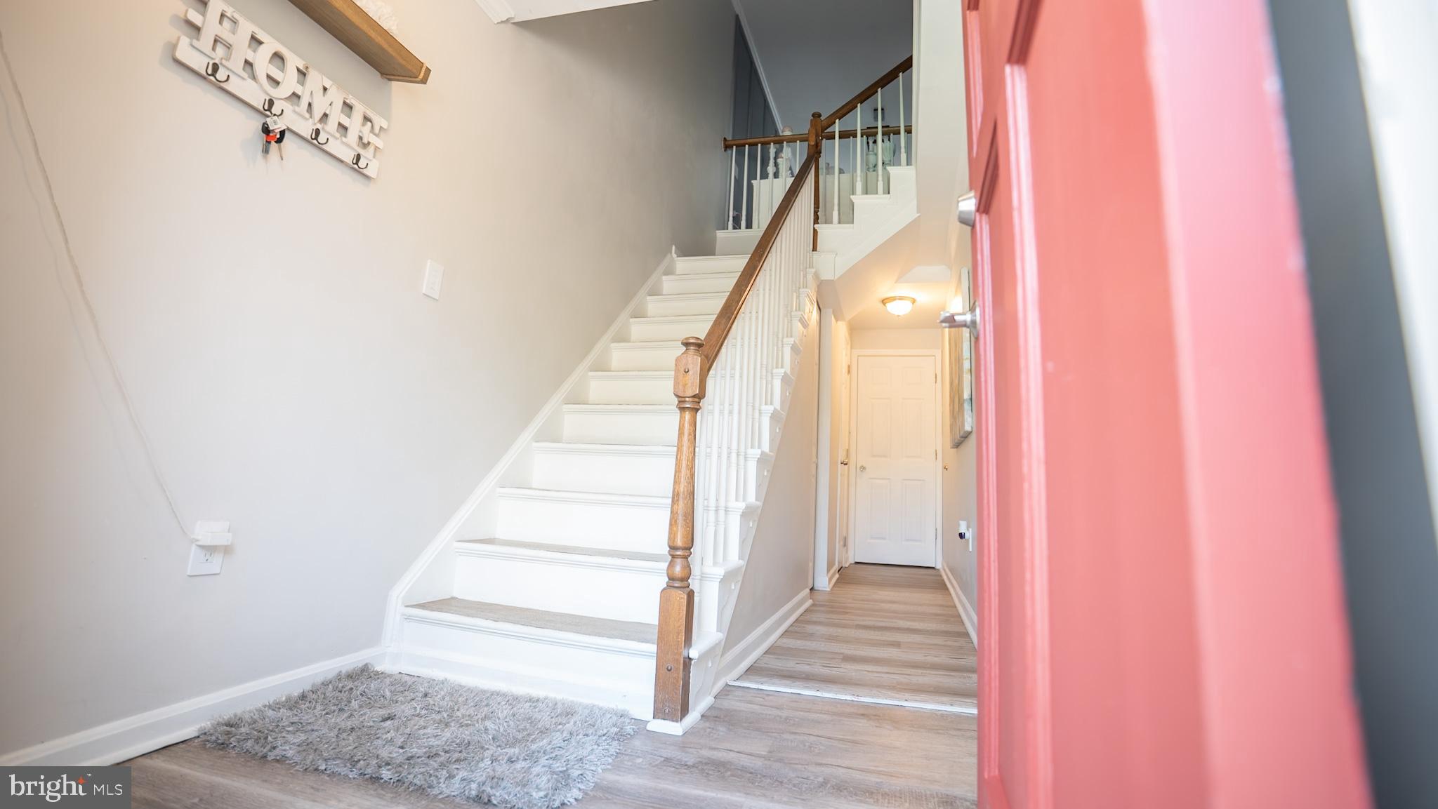 40 Victoria Square Frederick, MD 21702 - Photo 3 of 36