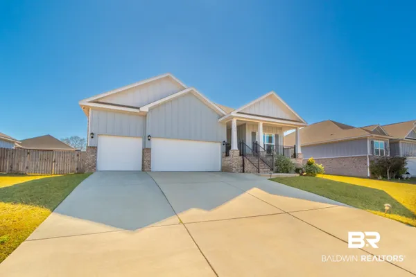 $2,800 | 9426 Diamante Boulevard, Daphne, AL 36526