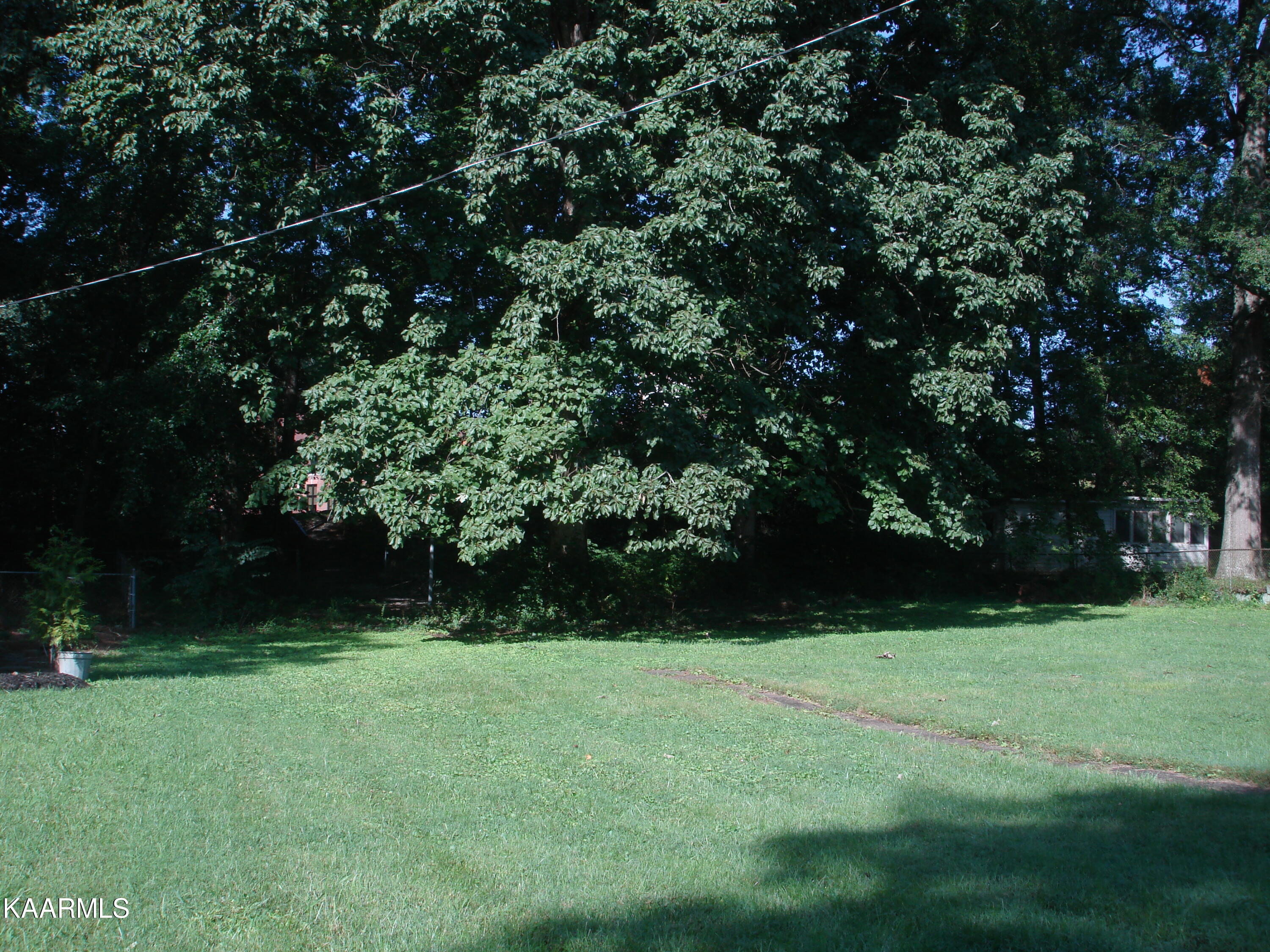 152 Manhattan Avenue Oak Ridge, TN 37830 - Photo 4 of 6 Zoned for Single Family Residencefor