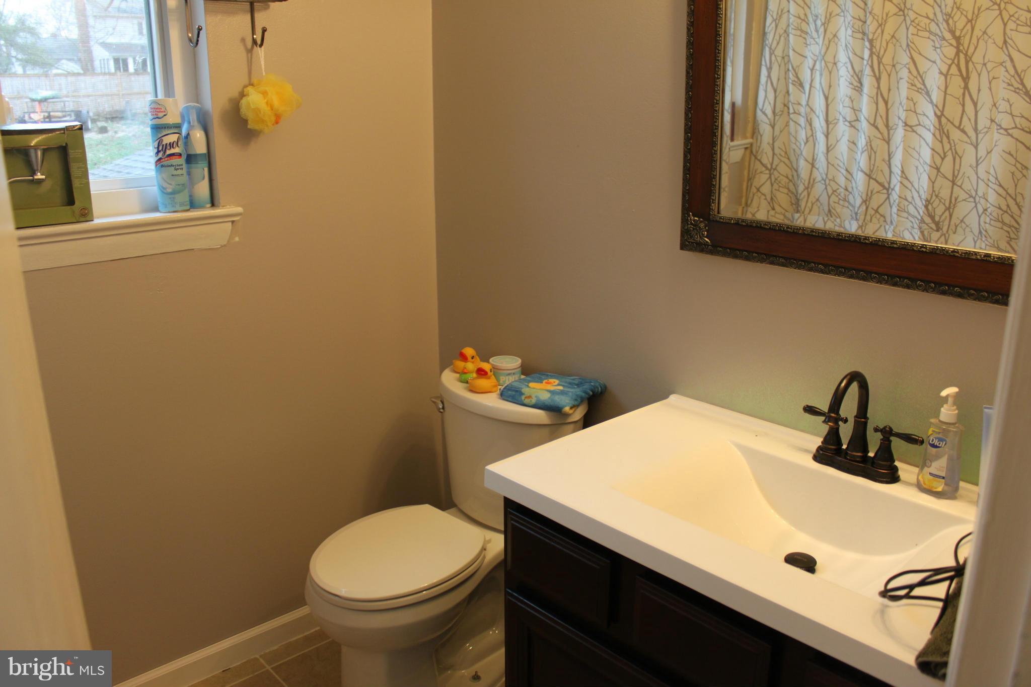 17116 Whites Road Poolesville, MD 20837 - Photo 12 of 19 Bath