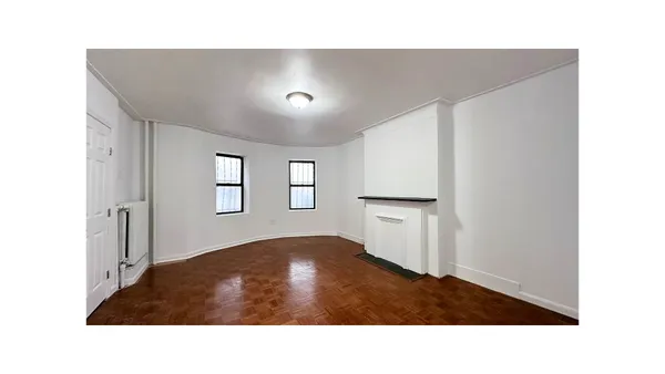 $6,750 | 44-78 23rd Street, Unit 1 | Long Island City