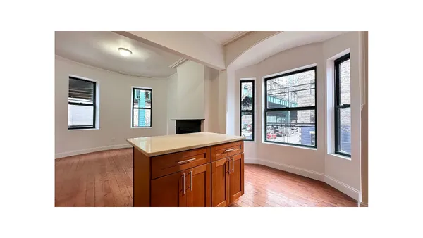 $6,750 | 44-78 23rd Street, Unit 1 | Long Island City