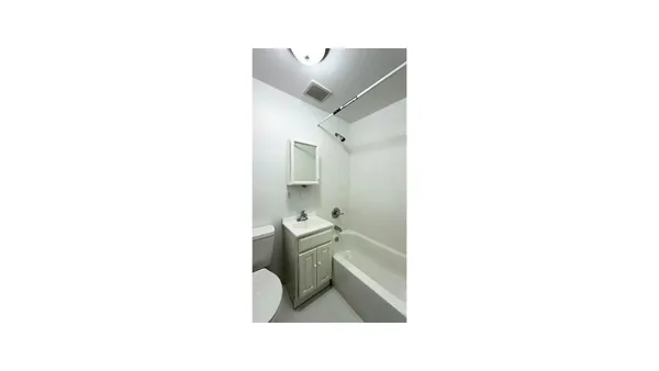 $6,750 | 44-78 23rd Street, Unit 1 | Long Island City