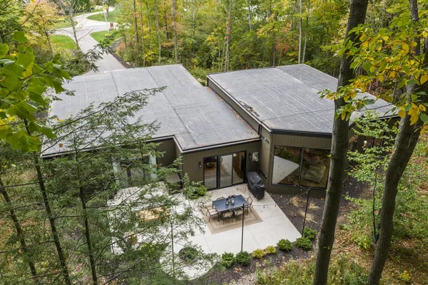 $1,060,000 | 3465 Palmer Drive, Saugatuck, MI 49453
