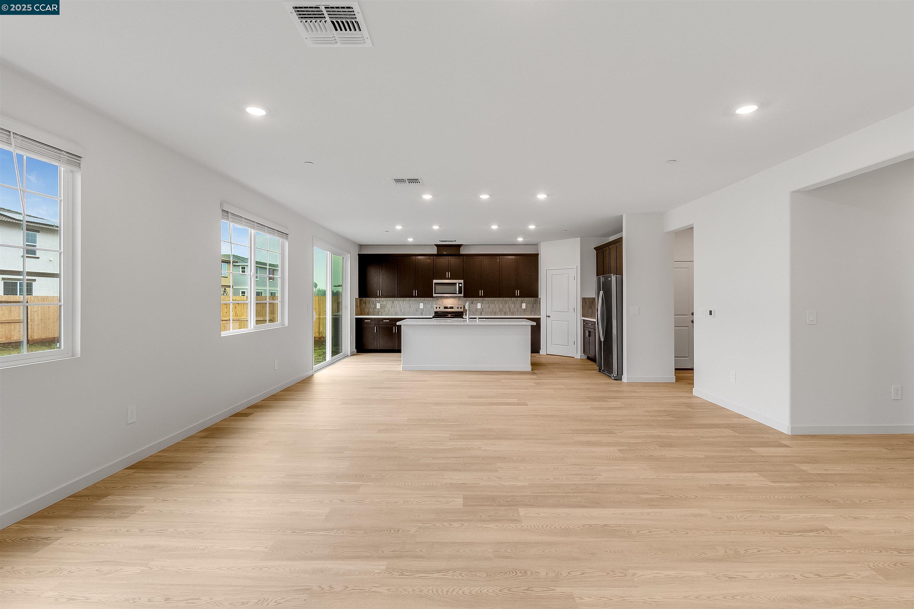 618 Channel Circle Oakley, CA 94561 - Photo 11 of 60