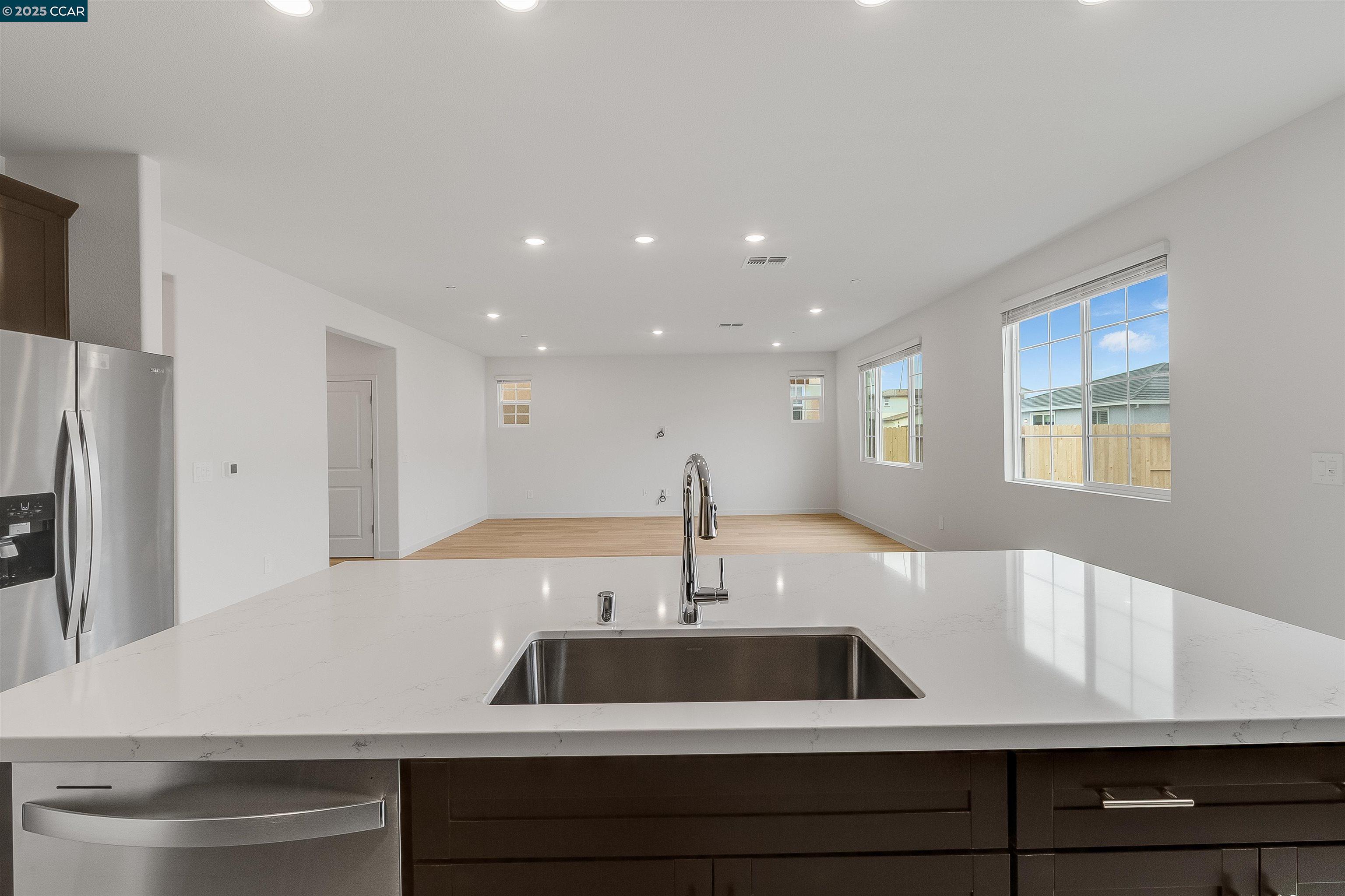 618 Channel Circle Oakley, CA 94561 - Photo 16 of 60