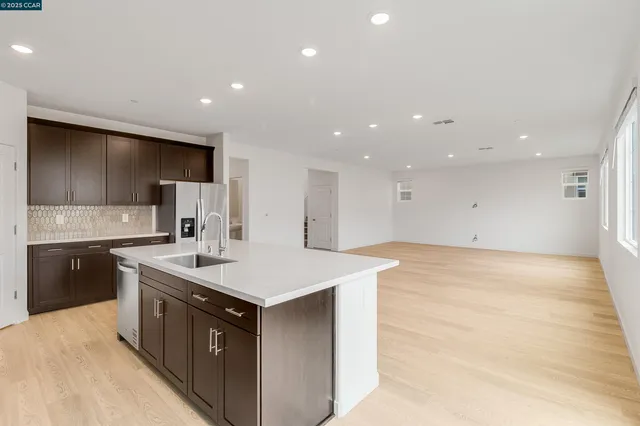 $813,000 | 618 Channel Circle, Oakley, CA 94561